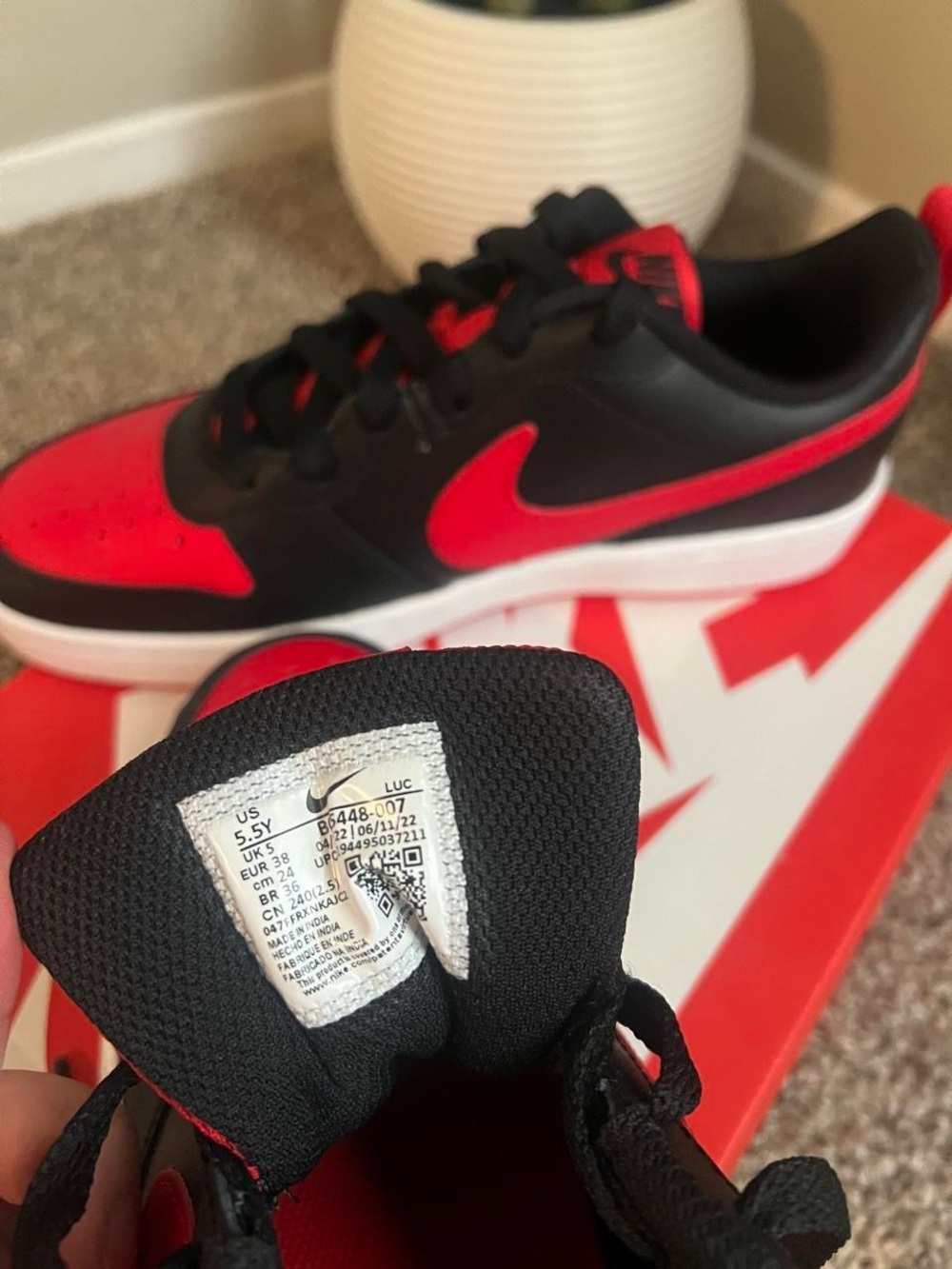 Nike Court Borough Low 2 (GS) – Black/University Red/White - Picture 2 of 3